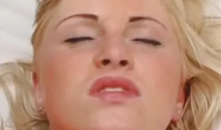 Uwielbiam jej pornusy starsze panie wielkie piersi!