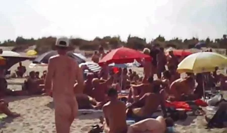 Sasha Горобец sex filmy z dojrzałymi w polu pić wodę