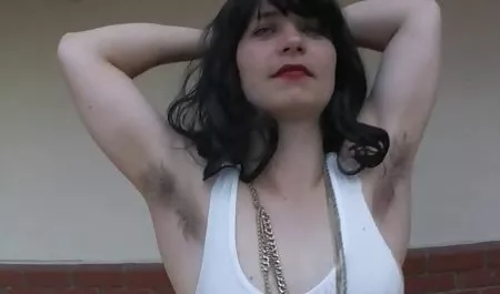 Duże biodra babci szyi sex kobiety dojrzałe