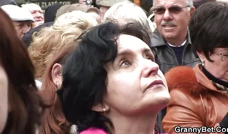 Szalona noc dojrzałe mamuśki filmy