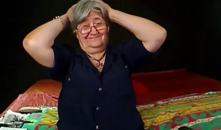 Super sexy filmy erotyczne z dojrzałymi kobietami nogi Czerwony Sześcian moja mama